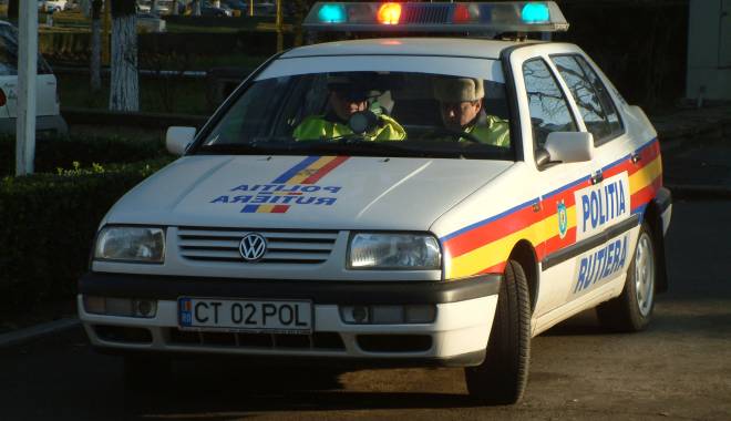 Atenție! Unde acționează, astăzi, polițiștii rutieri - politiarutieragf5-1422433023.jpg
