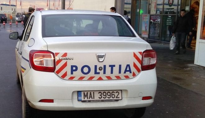 Femeie de 73 de ani, prinsă în timp ce fura mâncare dintr-un magazin, din Constanța - politiasupermarket2e151332362221-1547714167.jpg