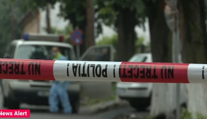 Cadavrul unei fete din Neamț, care a dispărut în urmă cu 15 ani, a fost găsit îngropat în curtea casei - politie-1634734518.jpg