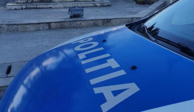 Flagrant al poliției. Cum se dă mită ca să scapi de munca în folosul comunității - politie-1668178509.jpg