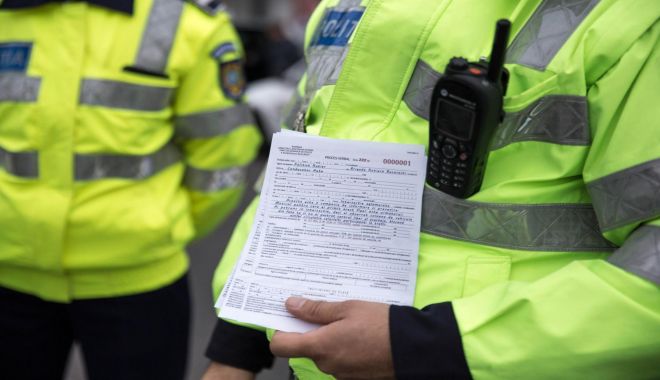 Acțiune fulger a polițiștilor pe DN1. Amenzi de 10.000 de lei aplicate într-o singură noapte - politie-1671359921.jpg