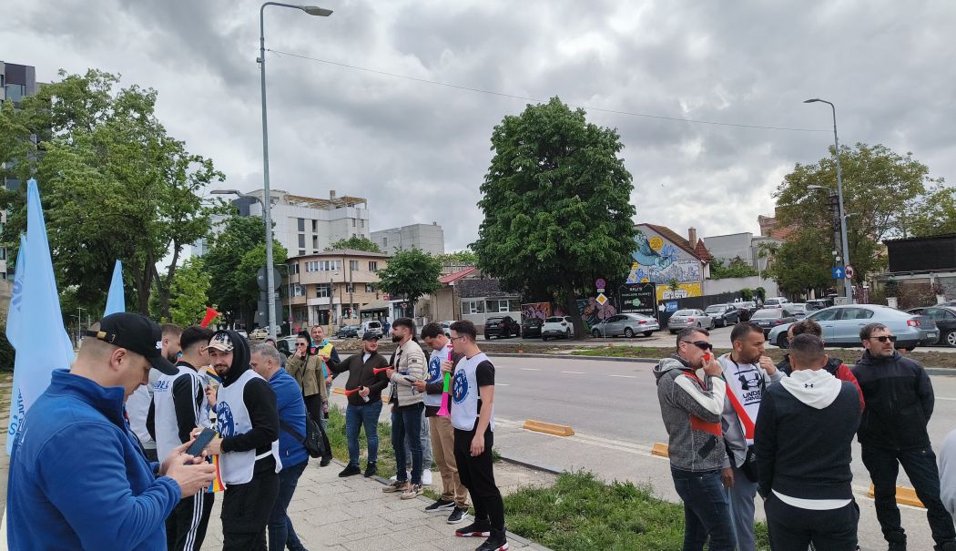 Ziua a doua de proteste a polițiștilor constănțeni. La acțiune participă și colegi de la București - politie-2-1714134327.jpg