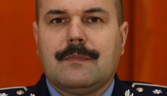 Colidiuc a fost repus în funcție, dar mutat șase luni la… Galați! - politiedorincolidiuc65-1323981518.jpg