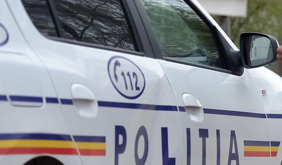 Șocant! Un polițist de 23 de ani a murit după ce a căzut de la etajul trei al unui bloc - politiee-1729759245.jpg