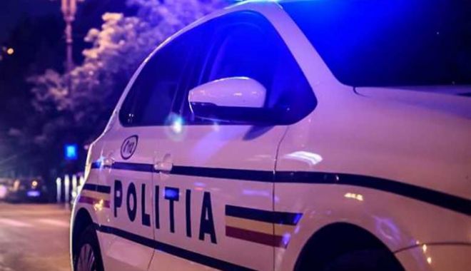 Urmărire spectaculoasă la Constanța și focuri de armă pentru prinderea unui băiat de 17 ani care nu a oprit la semnalul Poliției - politienoaptea27821400-1530444313.jpg