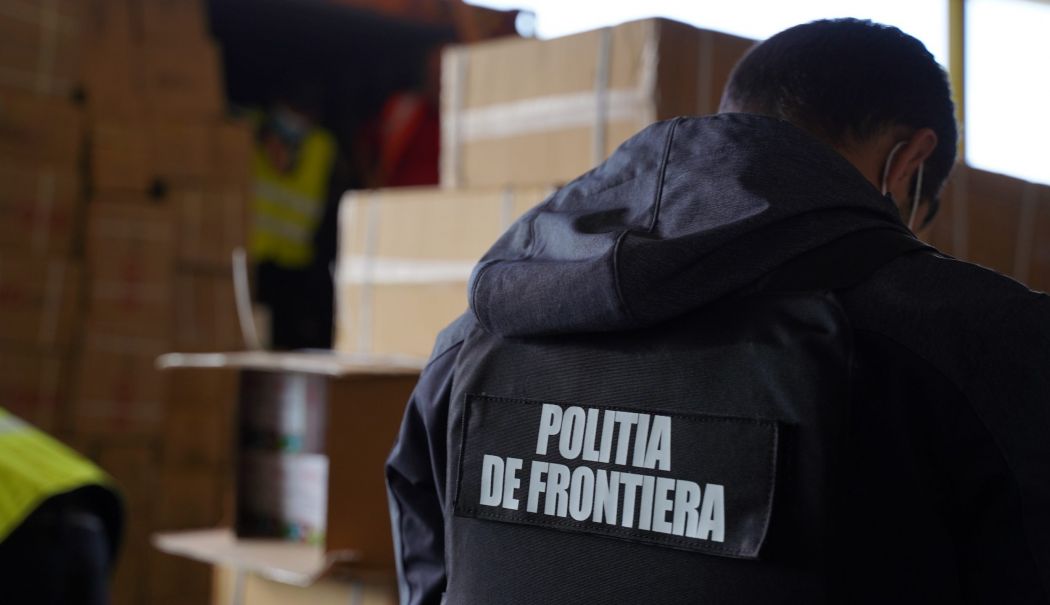 Polițist de frontieră, găsit împușcat în cap în mașină. Acesta urma să păzească o secție de votare