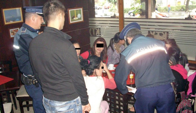Jandarmeria și Poliția au scăzut absenteismul elevilor constănțeni - politisti-1355848920.jpg