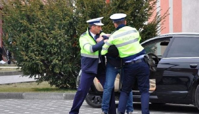 Șase tinere, salvate din mâinile traficanților. Ce plănuiau să facă cu ele - politisti-1568923744.jpg