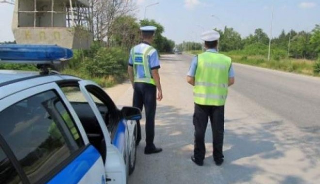 Acțiuni ale Poliției Române - politisti1341337197-1352633525.jpg