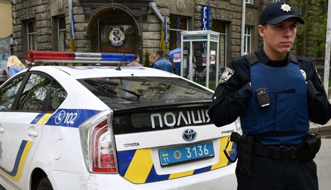 Peste 400 de polițiști ucraineni au fost dați afară pentru că nu s-au vaccinat - politisticoncediati-1636640828.jpg