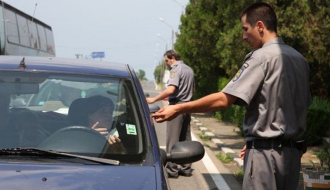 Polițiști de frontieră, cercetați în libertate - politistidefrontieralibertate-1396027146.jpg