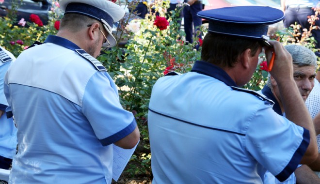 Polițiștii din Constanța care  vor să fie lideri de sindicat - politistiiconstantavorsafielider-1390496915.jpg