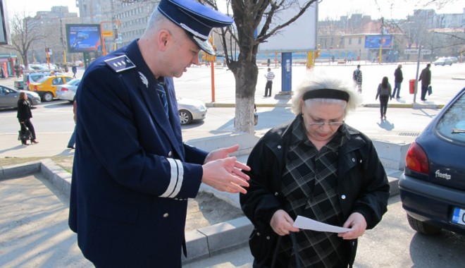 Polițiștii constănțeni, la datorie de Crăciun - politistiiconstanteniladatorie-1387823205.jpg