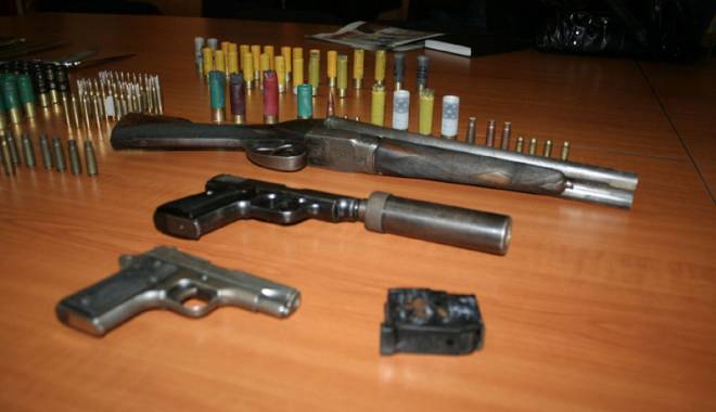 Polițiștii din Constanța, pe urma celor care au cumpărat arme din Bulgaria - politistiidinconstantaarmebulgar-1431102021.jpg
