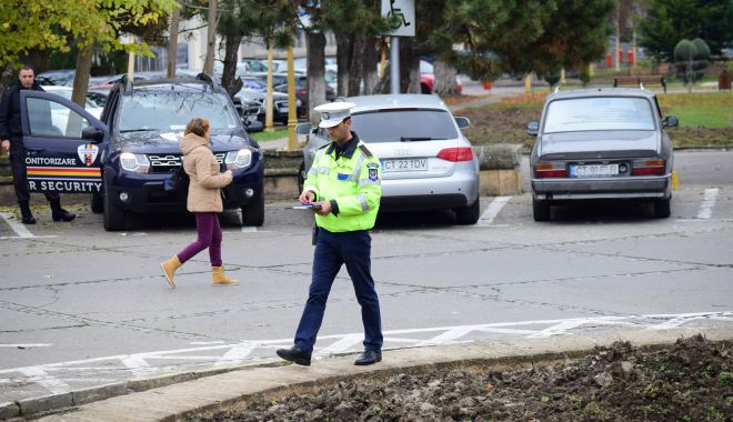 Polițiștii locali, pe urmele câinilor fără botniță - politistiilocali-1549559322.jpg