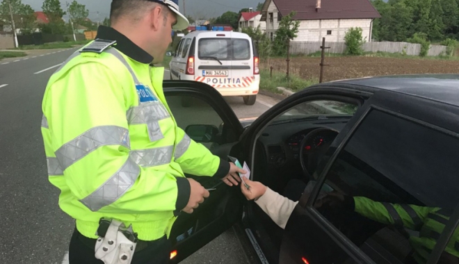 Polițiștii trag linie după sezonul estival. Zeci de mii de permise reținute - politistiitraglinie-1506261355.jpg