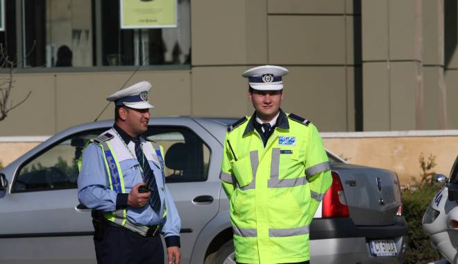 Atenție, șoferi! Unde acționează, astăzi, polițiștii rutieri - politistirutiera5-1414655601.jpg