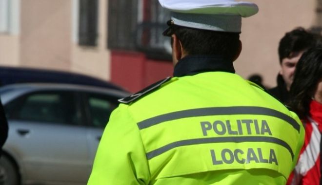 Atenție, constănțeni! Poliția locală verifică respectarea regimului de izolare la domiciliu - politistlocal-1586958241.jpg