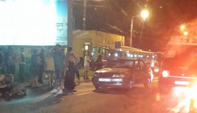 Polițist implicat într-un accident rutier - politistlovit-1441550418.jpg