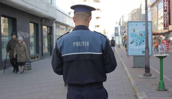 Constănțean evacuat din casă, după ce și-a bătut nevasta - politistpolitiaprevenirevotilega-1585056409.jpg