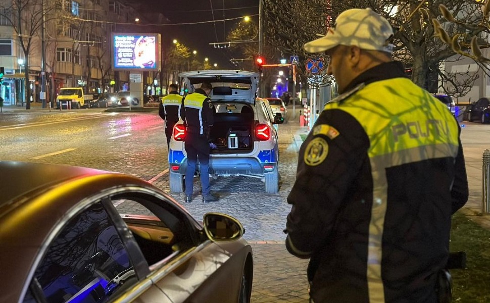 Efective sporite ale polițiștilor, în județul Constanța, la trecerea dintre ani - politistrutiertraficcirculatieco-1767081748.webp