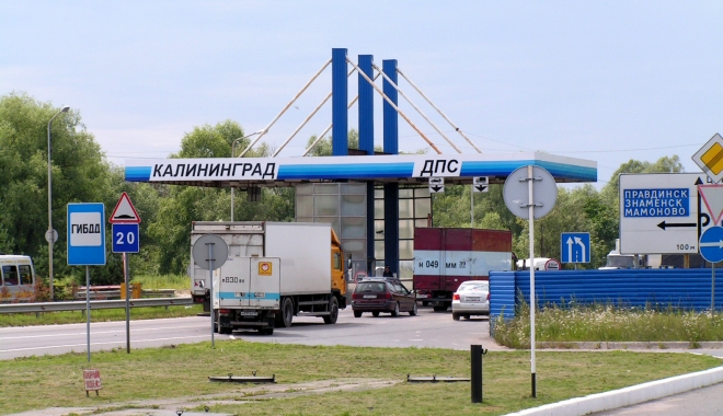 Rusia reintroduce controale la frontiera cu Polonia - polonia-1467649632.jpg