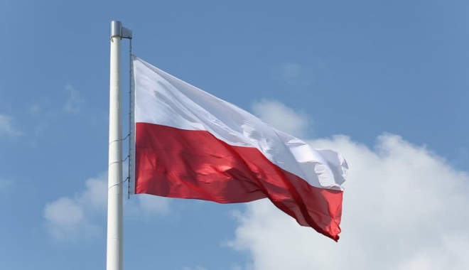 Bruxelles a lansat o procedura de infringement impotriva Poloniei pentru reforma judiciara - polonia-1501335594.jpg