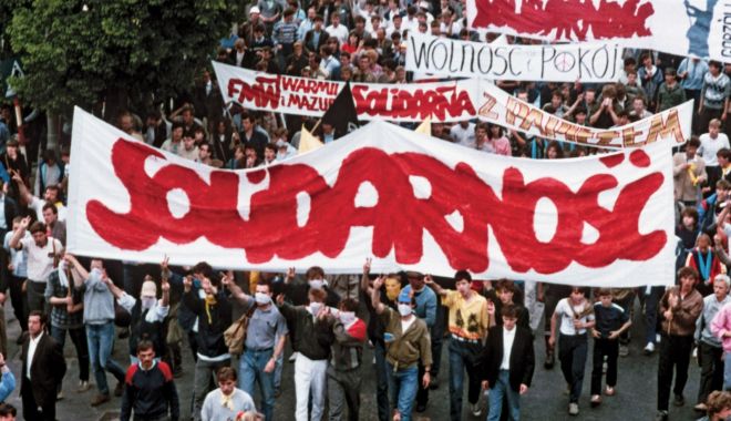 30 de ani de la căderea comunismului. Polonia, cap în 