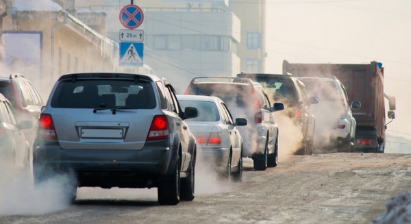 ADIO MAȘINI DIESEL ÎN ORAȘ! MĂSURA LUATĂ DE PRIMAR, ABSOLUT NECESARĂ - poluaremasini0-1520025693.jpg