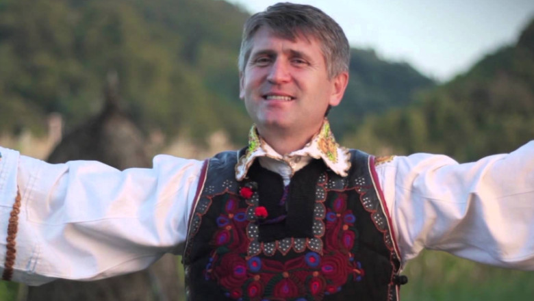 Foto - Percheziții la Cristian Pomohaci. Anchetatorii au găsit aproape două milioane de euro