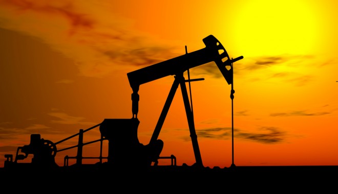 Previziune optimistă: prețul petrolului se va reduce ușor - pompadepetrol1-1375872756.jpg