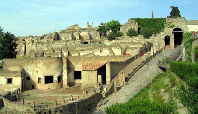 Orașul de sub cenușă: Pompei - pompei-1333121303.jpg