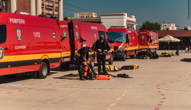 Peste 1.000 de pompieri, salvatori pe litoral, în sezonul estival - pompierisezonulestival1-1569343879.jpg