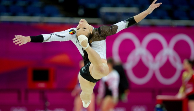 Cătălina Ponor, medalie de bronz și în finala de la sol de la Campionatele Europene din Berna - ponor-1465140848.jpg