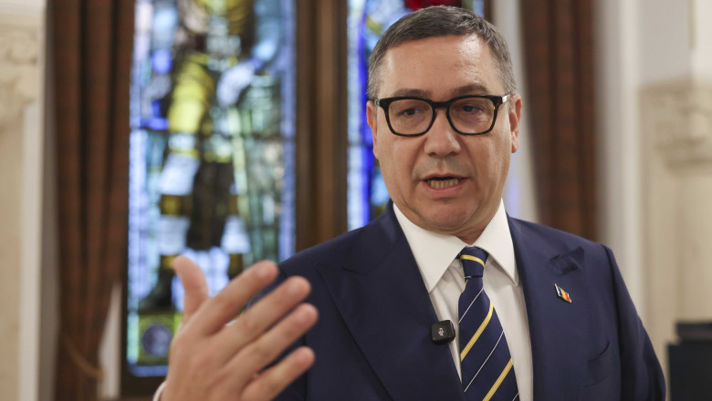 Victor Ponta declară că de marți va face campanie pentru unul dintre candidați