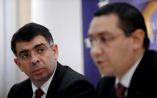 Victor Ponta ia măsuri în cazul elevei violate - pontaluicazanciucdesprecazuldela-1437567086.jpg