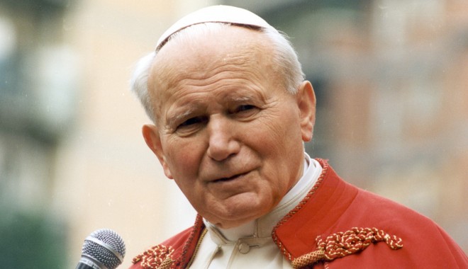 Papa Ioan Paul al II-lea va fi declarat sfânt - pope613489900-1373091908.jpg