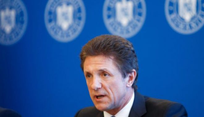 Gică Popescu va rămâne consilierul onorific al premierului - popescu-1573584462.jpg