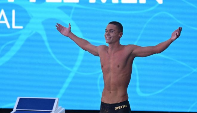 David Popovici, campion naţional la 50 m liber şi 100 m spate - popovicii-1680783836.jpg