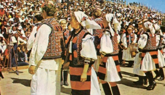 Popululația României continuă să scadă - populatiascade1109-1505127746.jpg