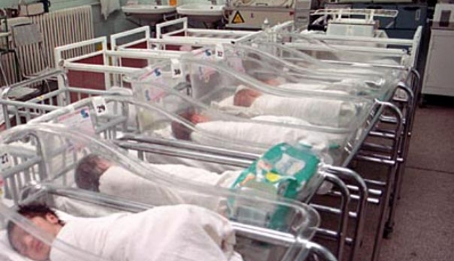 Populația României continuă să scadă - populatiascade1206-1497266256.jpg