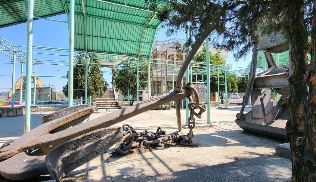 Cuibul Reginei, încă în suferință! Lacăt pe ușă, custode ieșit la pensie, schele poate la primăvară
