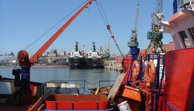 84 milioane lei, finanțare nerambursabilă, pentru proiectele din sectorul maritim - port-1317579172.jpg