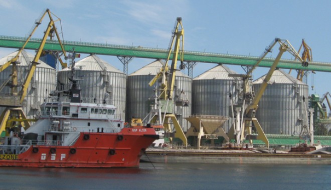 Investiții private, de peste 70 de milioane de euro, în porturile Constanța, Midia și Mangalia - port-1322590432.jpg