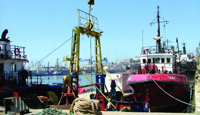 Cine recrutează managerii administrației portuare și ai canalelor navigabile - port-1343232753.jpg