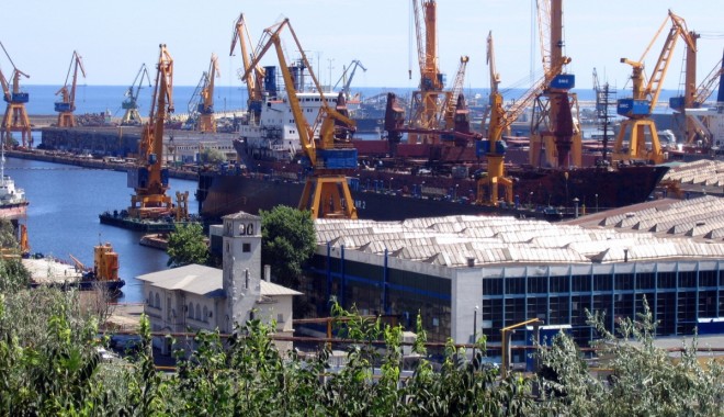 Un combustibil mai ieftin și curat pentru sectorul naval - port-1359069499.jpg