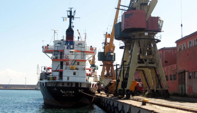 Motivele de îngrijorare ale portului Constanța - port-1371384975.jpg