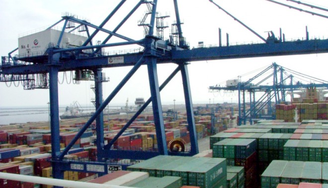 Recordurile și suferințele portului Constanța - port-1382281332.jpg