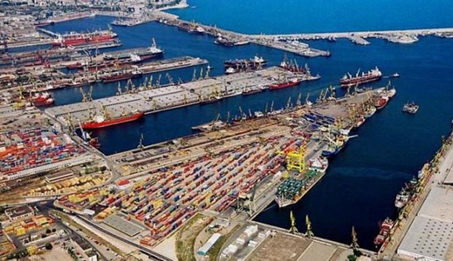 Comerţul cu cereale a adus cel mai mare profit din istorie Administraţiei Porturilor Constanţa în 2020 - port-1623586035.jpg