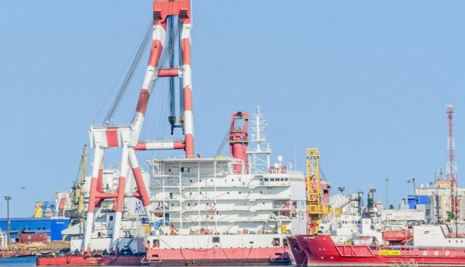 A crescut traficul de mărfuri în Portul Constanța din cauza închiderii porturilor din Ucraina - port-1646140563.jpg